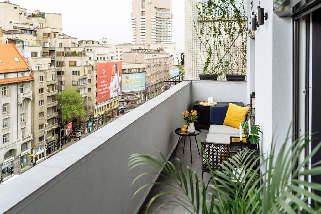 Amazing City View - Terrace+Netflix - City Center Bucarest Extérieur photo
